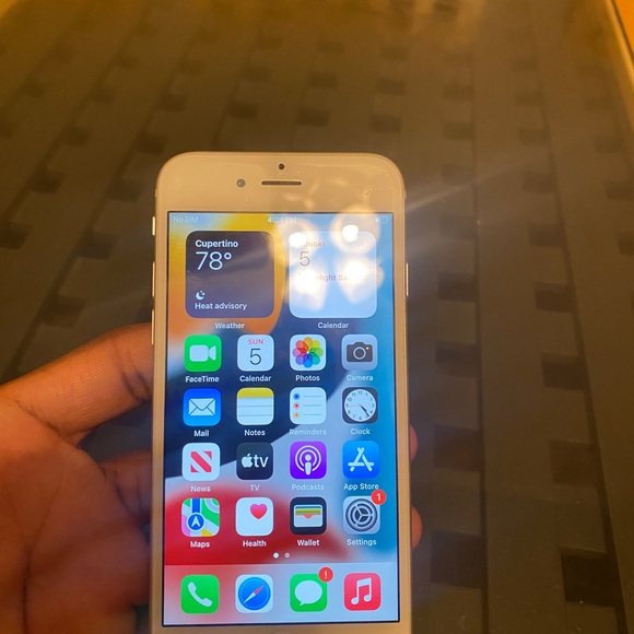 iPhone 6s 64 gb (unlocked) - Picture 6 of 6